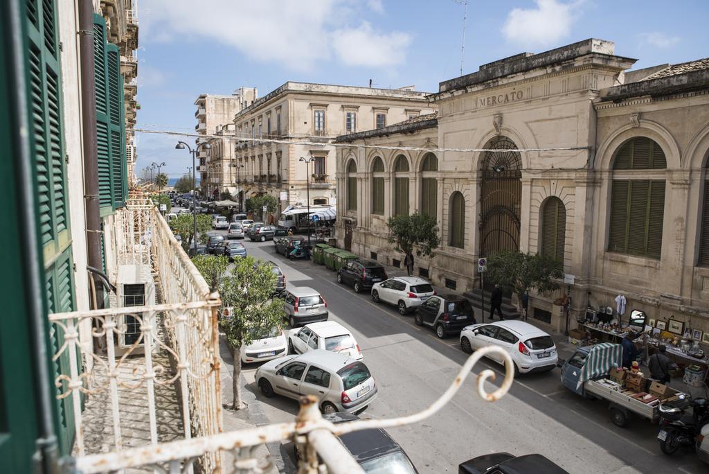 Sognando Ortigia Bed & Breakfast Syracuse Bagian luar foto